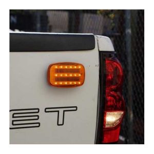 LUMASTROBE XS-16 BATTERY POWERED LED STROBE