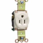 Legrand 5261LA Pass And Seymour 15A 125V Single Receptacle