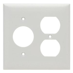 Legrand SP78 Pass And Seymour Plate Plastic 2-Gang Single/Duplex Without Line