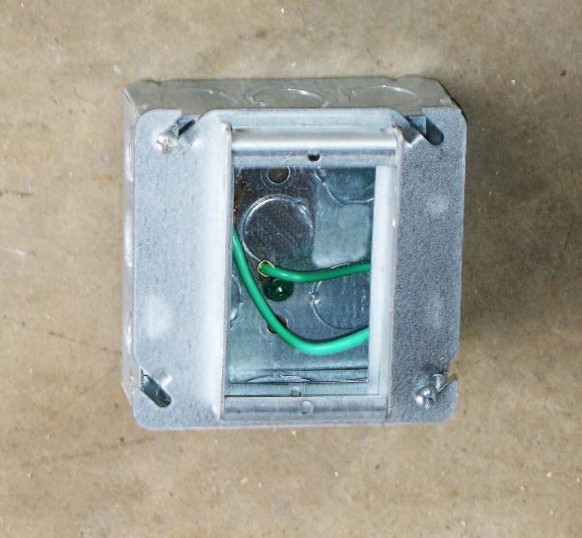 Garvin Southwire 4 Square One Gang Device Ring Welded 1 Inch Raised (52C15SQ)