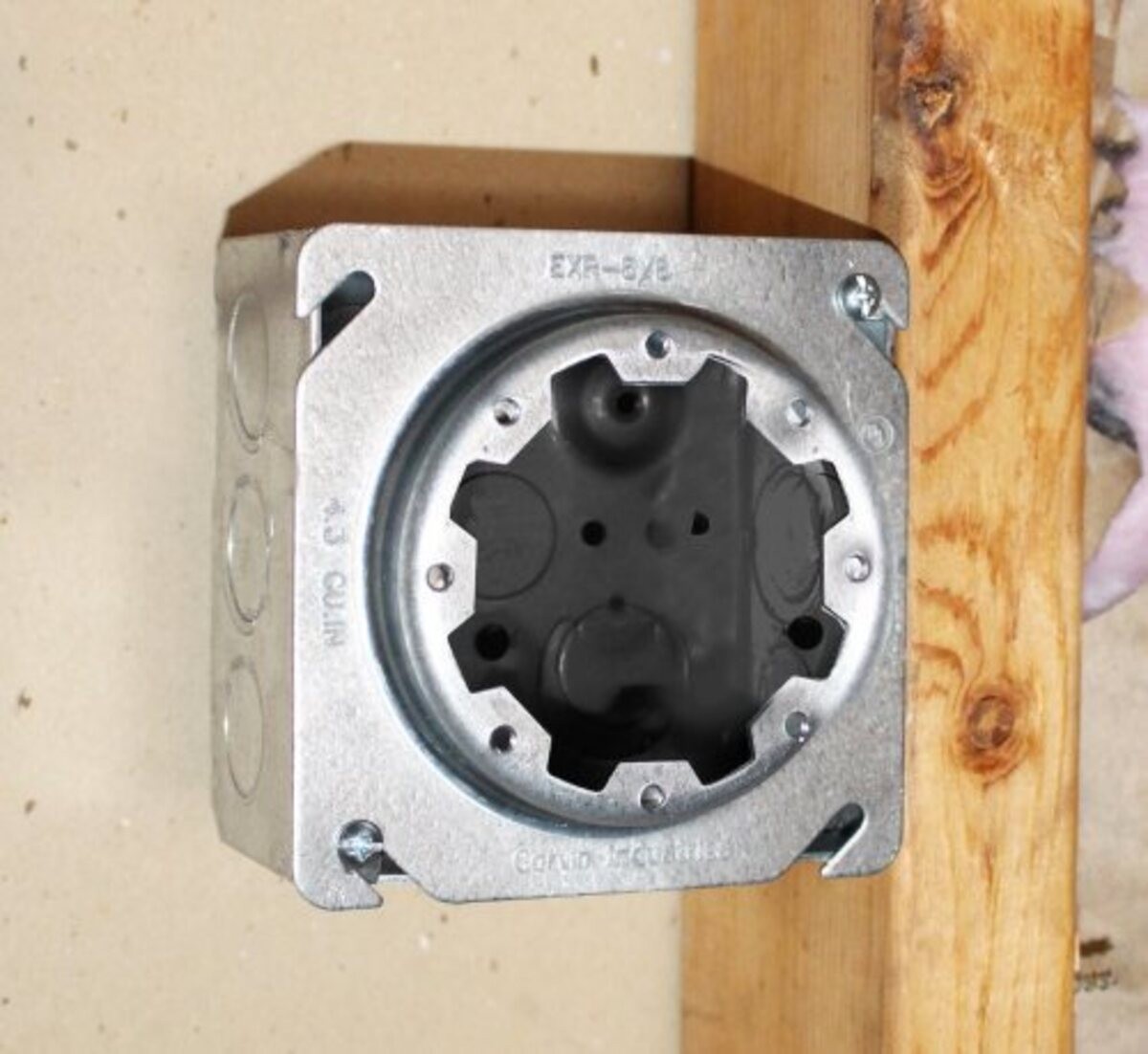 Garvin Southwire 4 Square To Round Device Ring 1-1/2 Inch Raised Dual Direction 8-32 Device Mounting TABS (EXR-1-1/2)