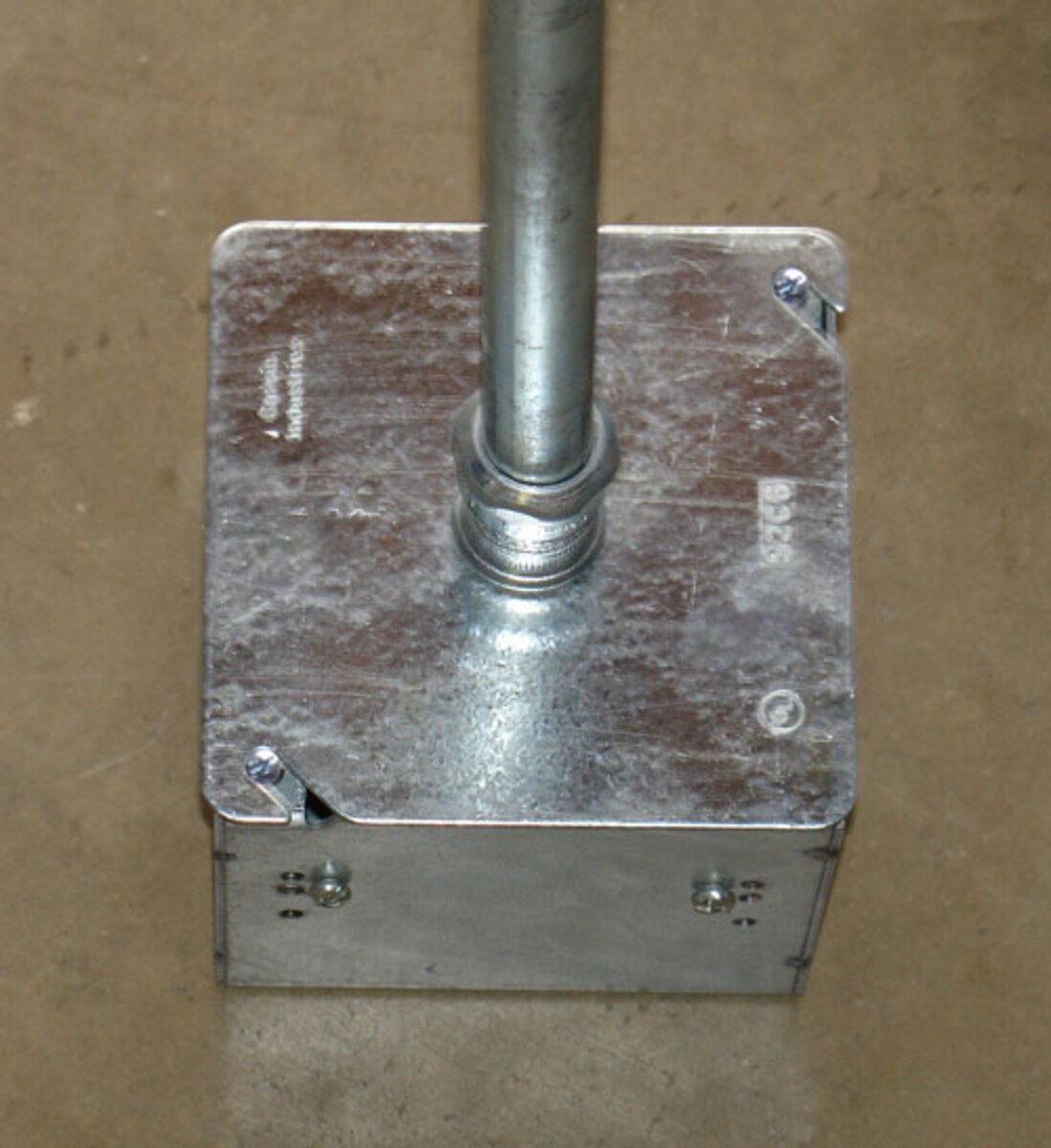 Garvin Southwire 4" Square Blank Cover - W/ 1/2" Knockout
