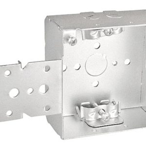 Garvin Southwire 4 Square Junction Box 1-1/2 Inch Deep With Non-Metallic Clamps And Horizontal Wood Spike Bracket (52151-BR)