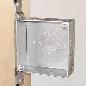 Garvin Southwire 4 Square Junction Box 1-1/2 Inch Deep With Flat Vertical Bracket (9) 1/2 Inch Side Knockouts (52151-F)