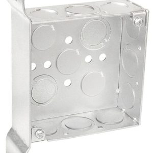 Garvin Southwire 4 Square Junction Box 1-1/2 Inch Deep (6) 1/2 Inch And (3) (52151-FS)