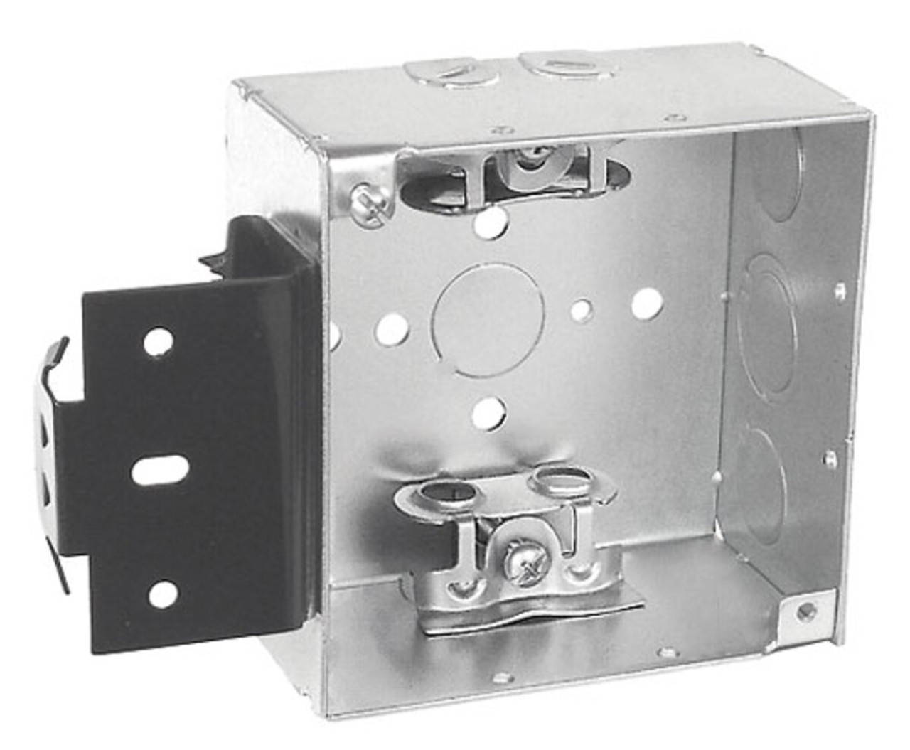 Garvin Southwire 4 Square Junction Box With Metal Stud Bracket 1-1/2 Inch Deep With MX/BC Clamps (52151-MSBox)