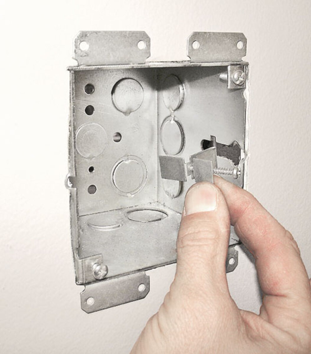 Garvin Southwire 4 Square 3-1/2 Inch Extra Deep Old Work Junction Box 1/2 And 3/4 Inch Side Knockouts (52181-OW)