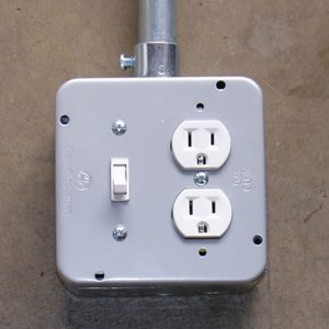 Garvin Southwire 4-11/16 Industrial Surface Cover 1/2 Inch Raised Duplex Receptacle And Toggle Switch (72C41)