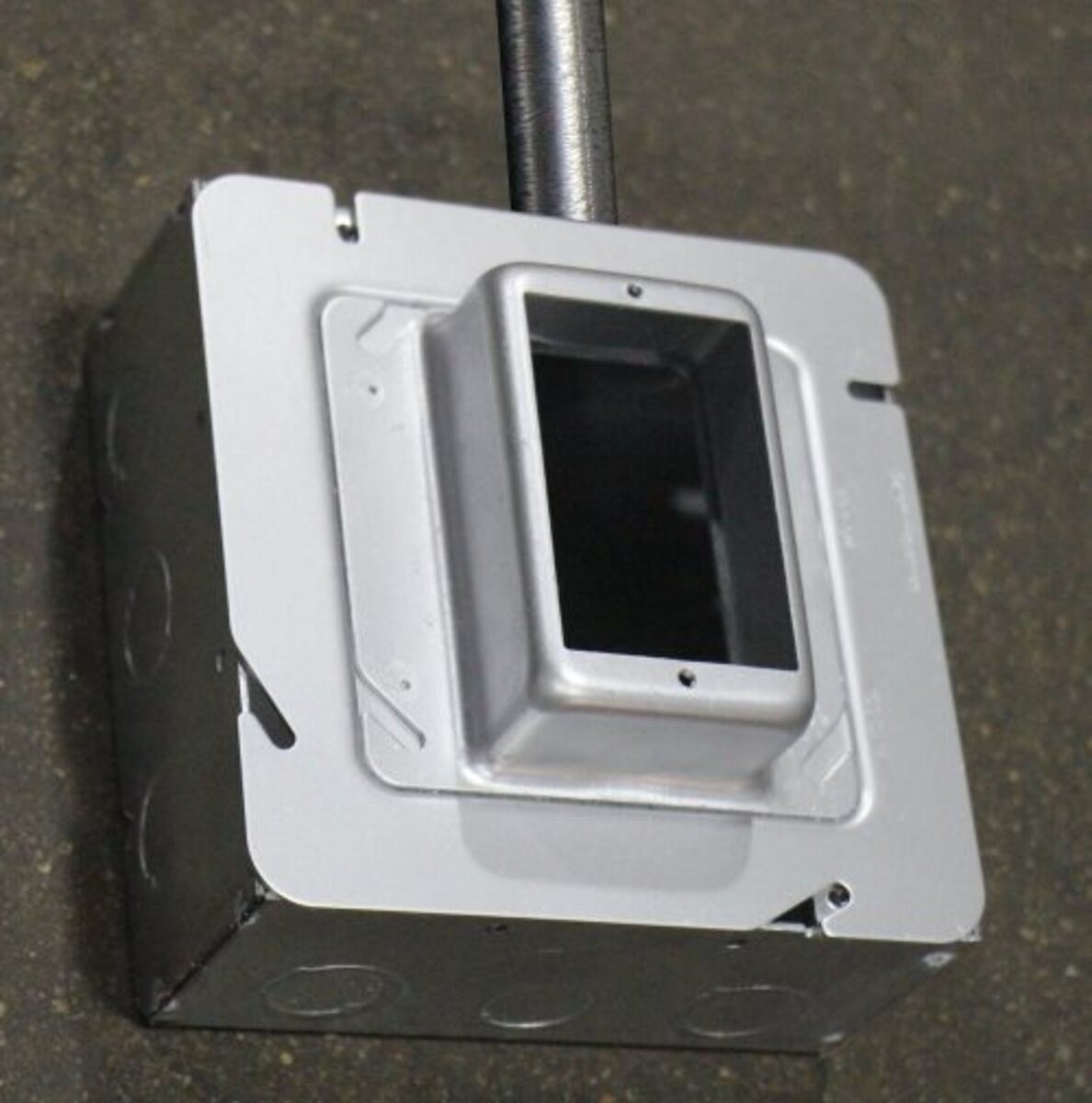 Garvin Southwire 5 Square One Gang Device Ring 5/8 Inch Raise (5158)