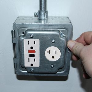 Garvin Southwire 5 Inch Square Box With Hinged (2) 1.406 Inch Single Receptacle Opening Industrial Cover (HP1952)