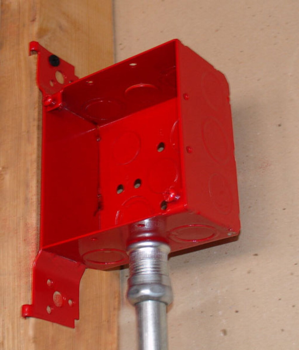 Garvin Southwire 4 Square Junction Box Red 2-1/8 Inch Deep With Flat Vertical Bracket (52171-FRED)